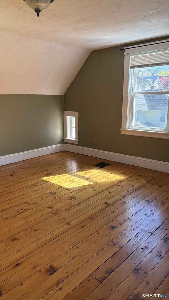 130 Platt Avenue - Photo 9