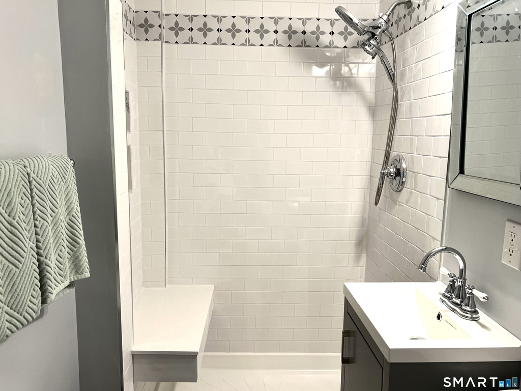 130 Platt Avenue - Photo 7