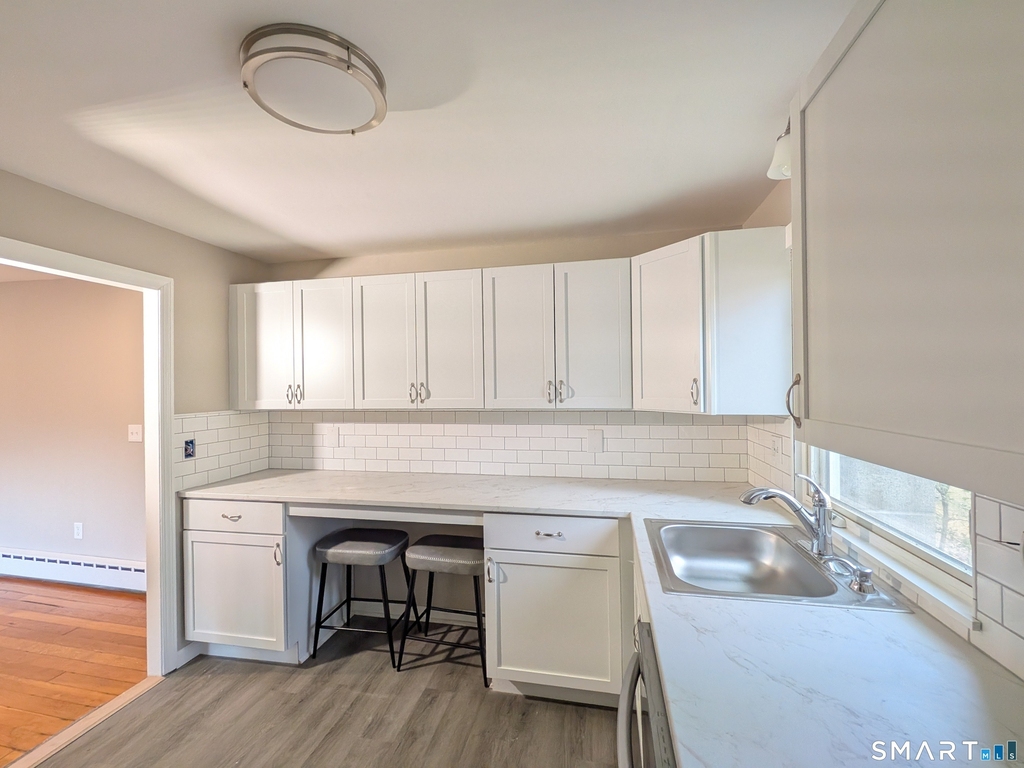 414 Salmon Brook Street - Photo 5