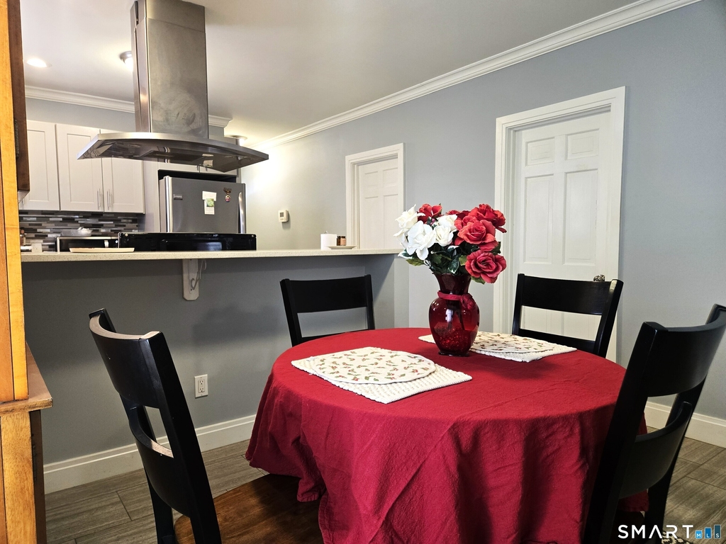 206 Scofield Avenue - Photo 1