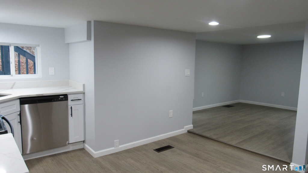 17 Woodbine Street - Photo 5