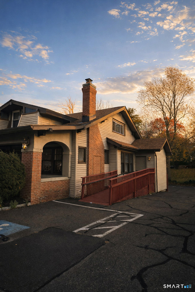 466 Derby Avenue - Photo 1