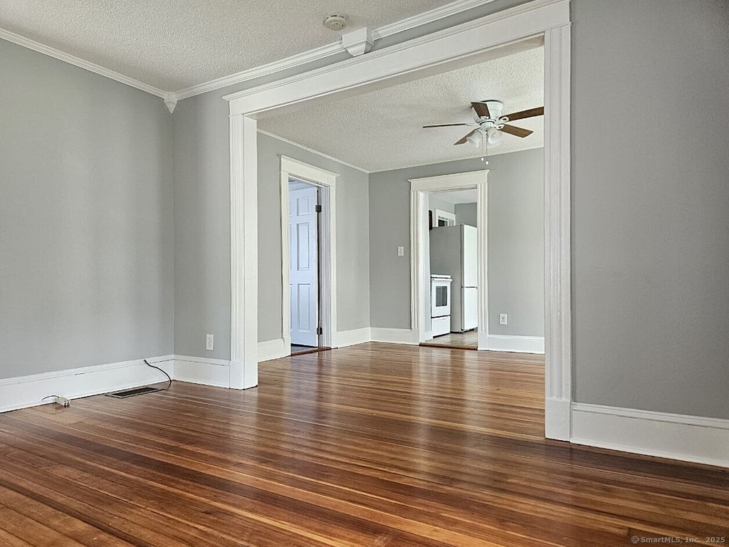 78 Harrison Street - Photo 4