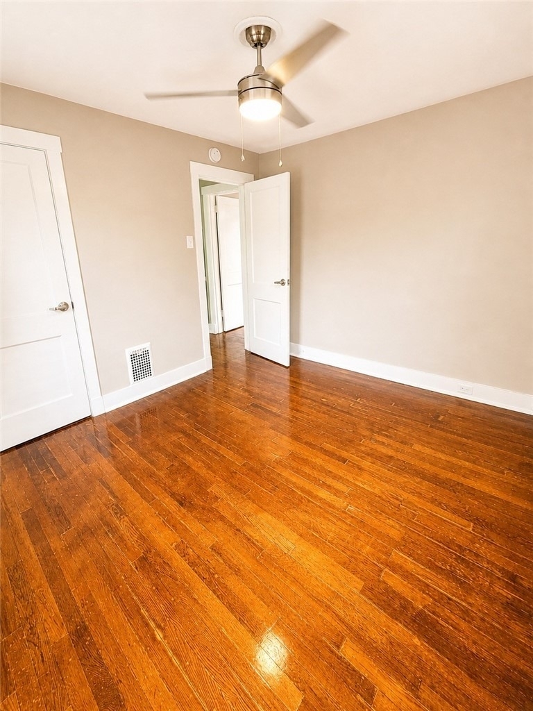 756 Shady Dr E - Photo 4