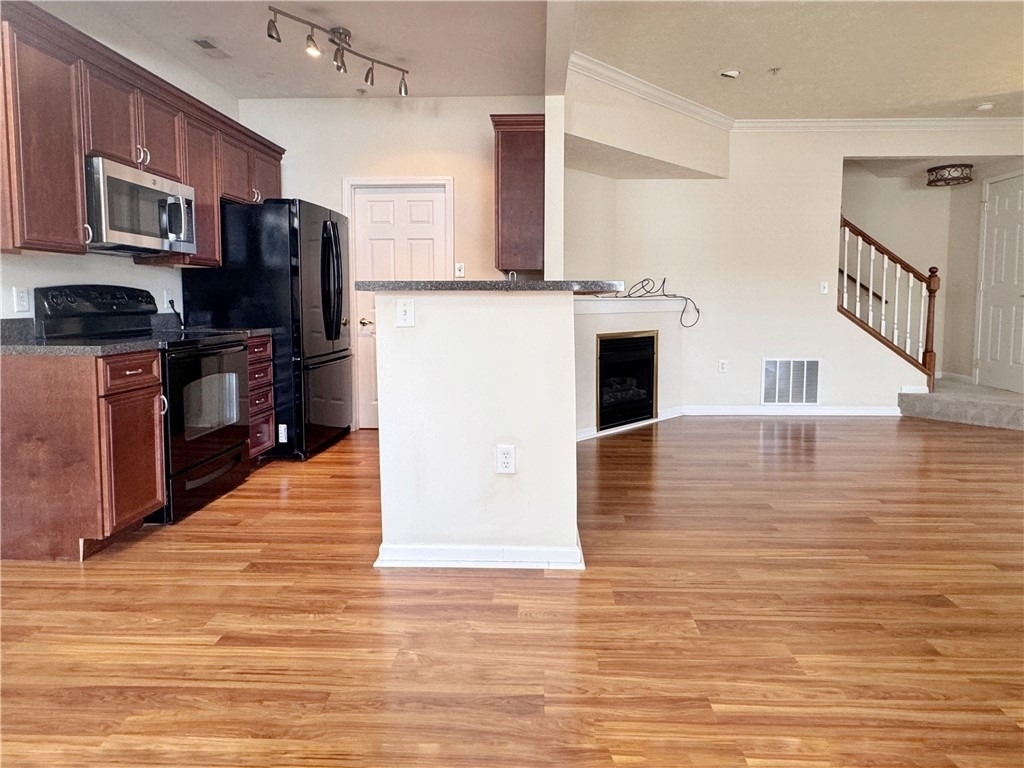 203 Sonie Dr - Photo 6