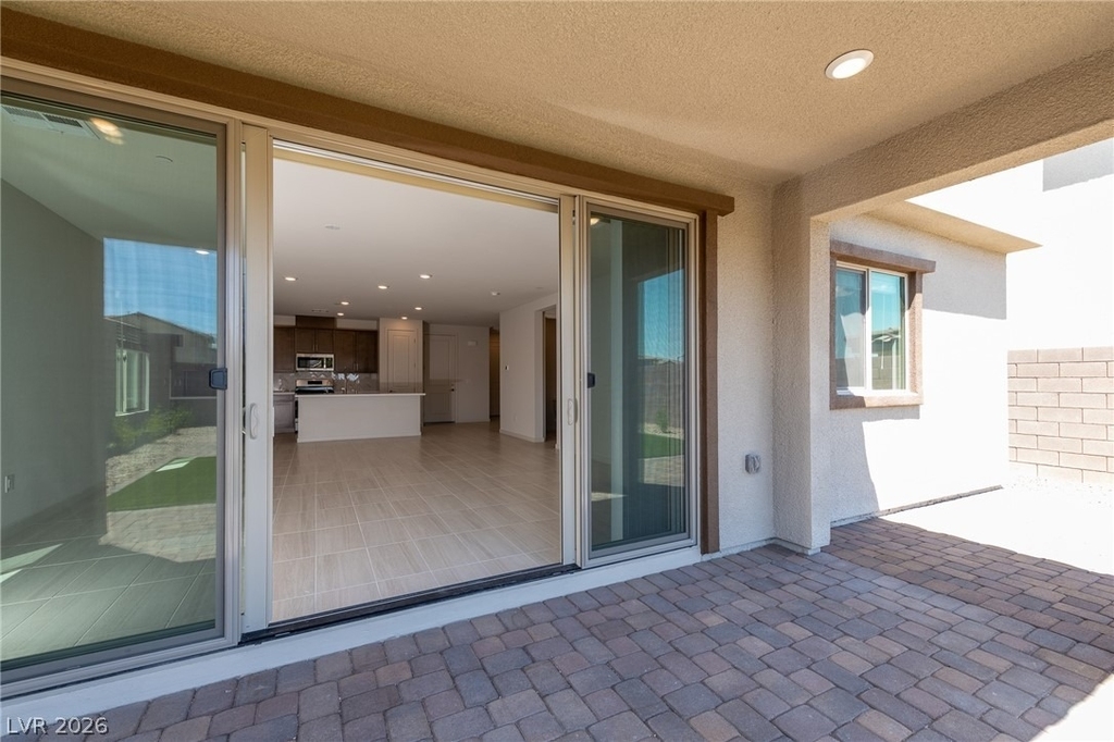 12059 Arrebol Avenue - Photo 8