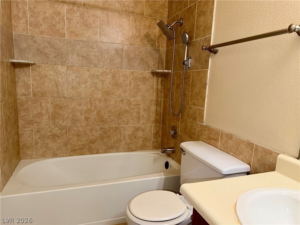 1303 Darlene Way - Photo 11