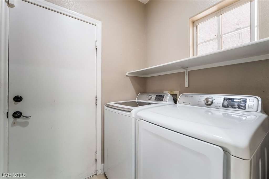 1179 Antoinette Street - Photo 33