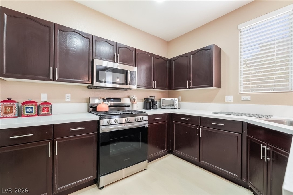 1179 Antoinette Street - Photo 4