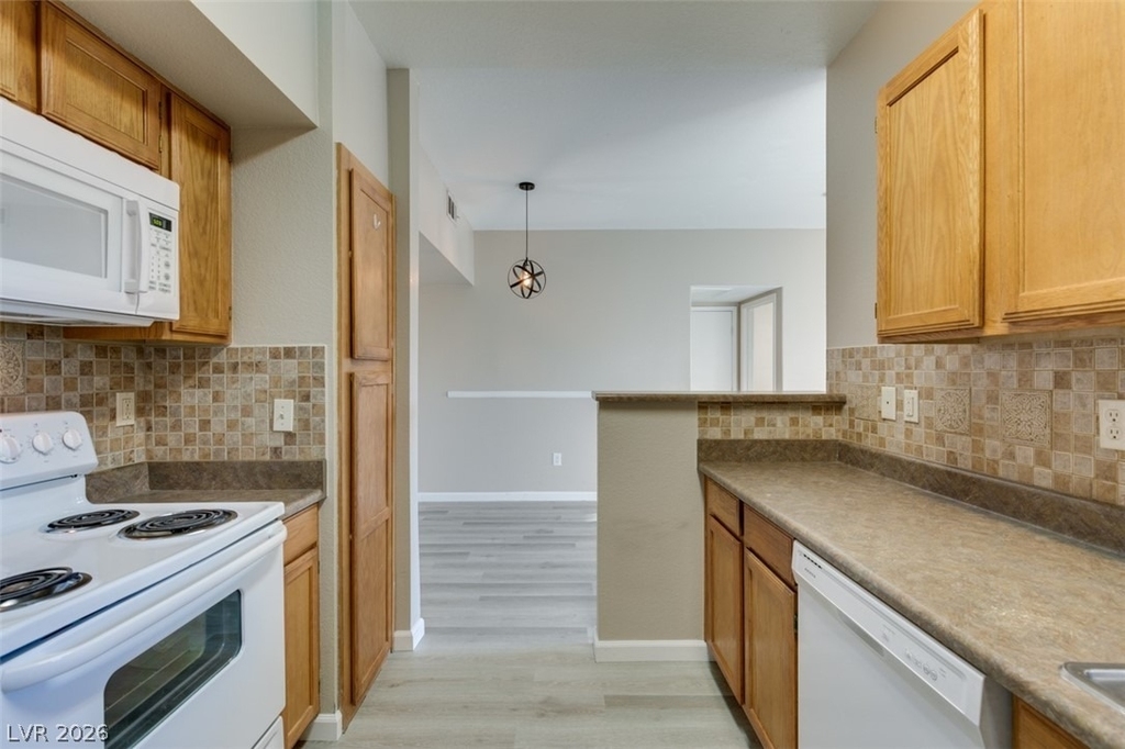6650 W Warm Springs Road - Photo 19