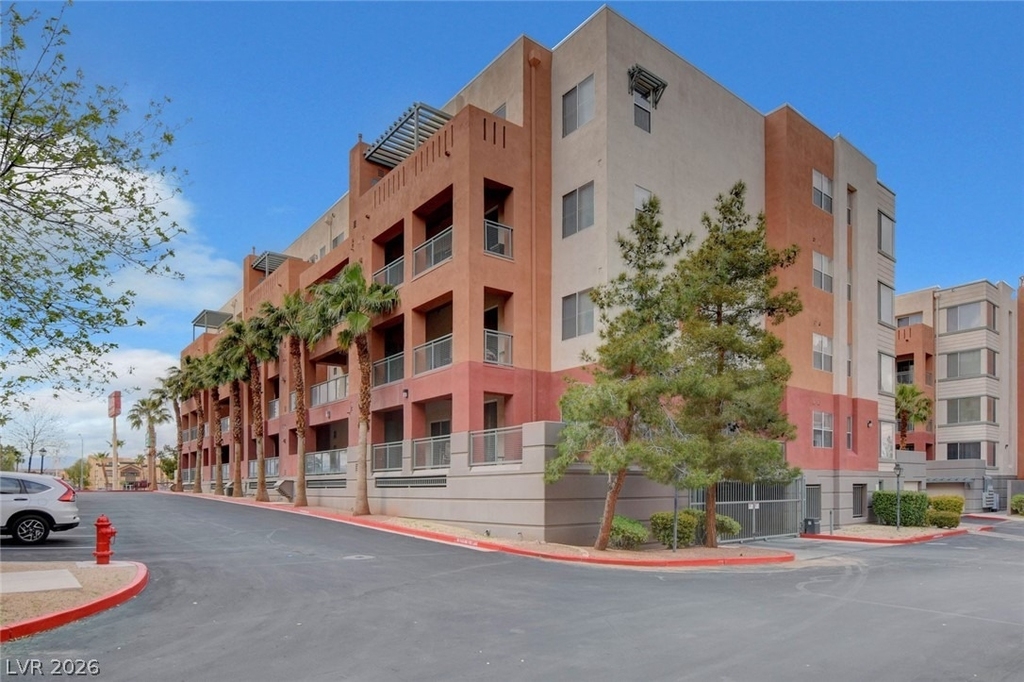 31 E Agate Avenue - Photo 1
