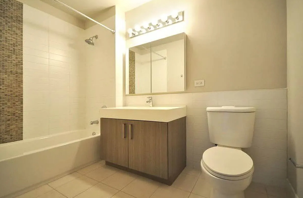 537 West 27th Street - Photo 5