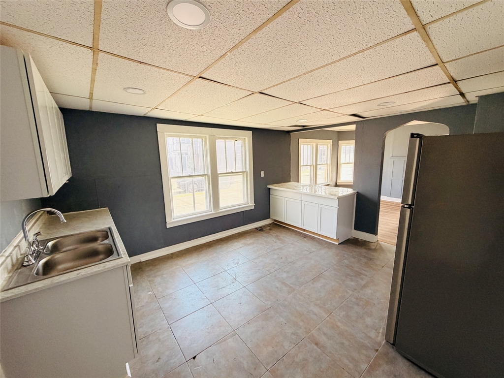 528 Chenango Street - Photo 3