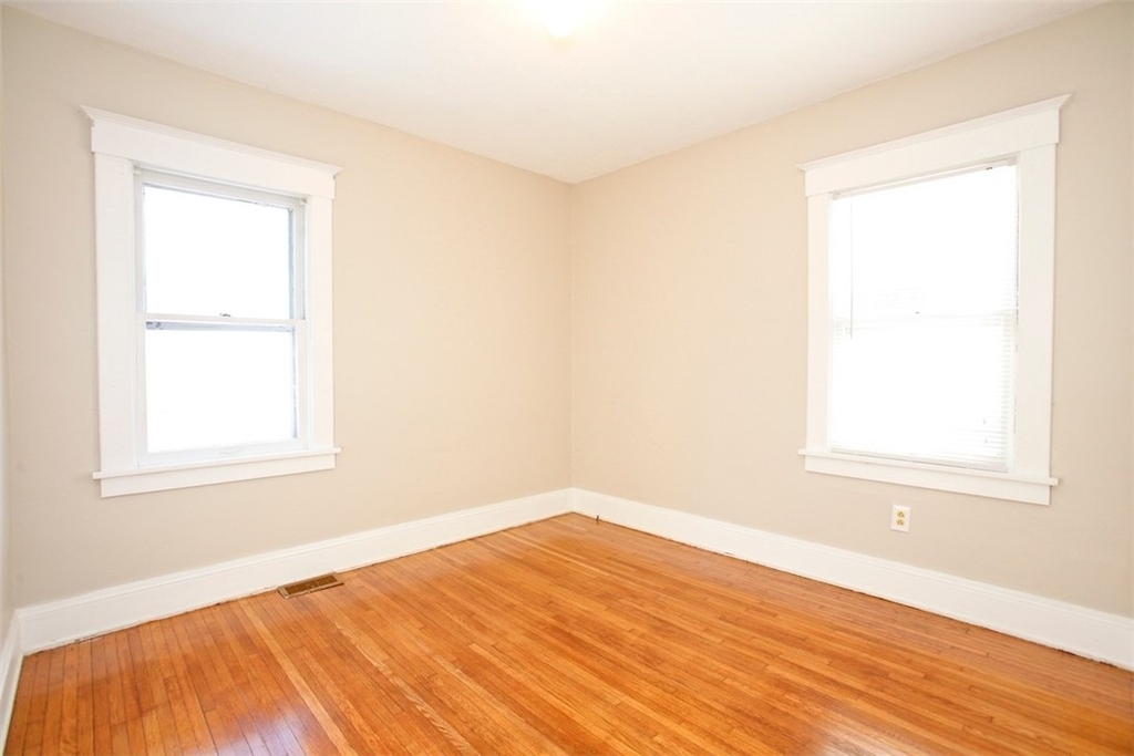 127 W Main Street - Photo 5