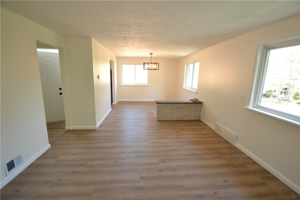 405 Garfield Avenue - Photo 0
