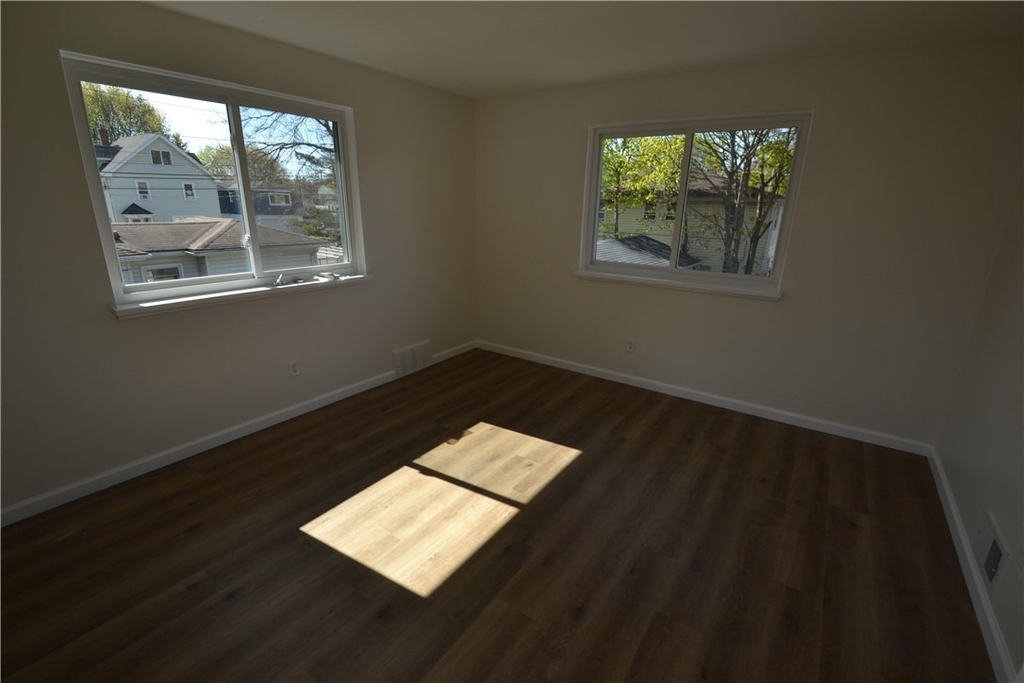 405 Garfield Avenue - Photo 10