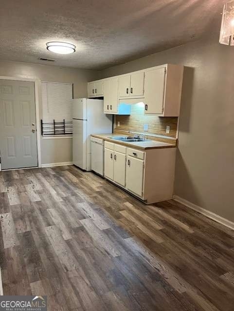 192 Kimberly Way Sw - Photo 2
