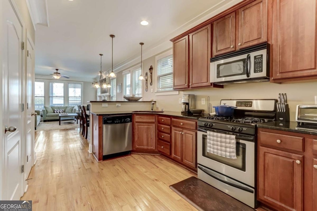 345 Chastain Street Se - Photo 9