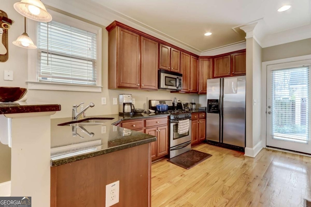 345 Chastain Street Se - Photo 7