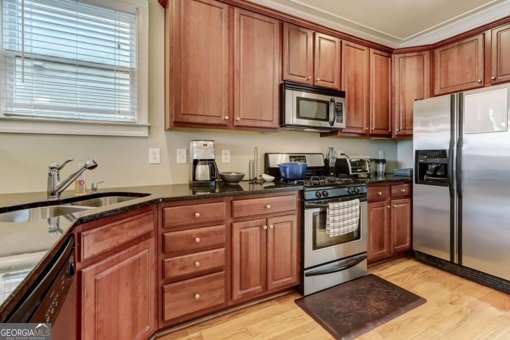 345 Chastain Street Se - Photo 8