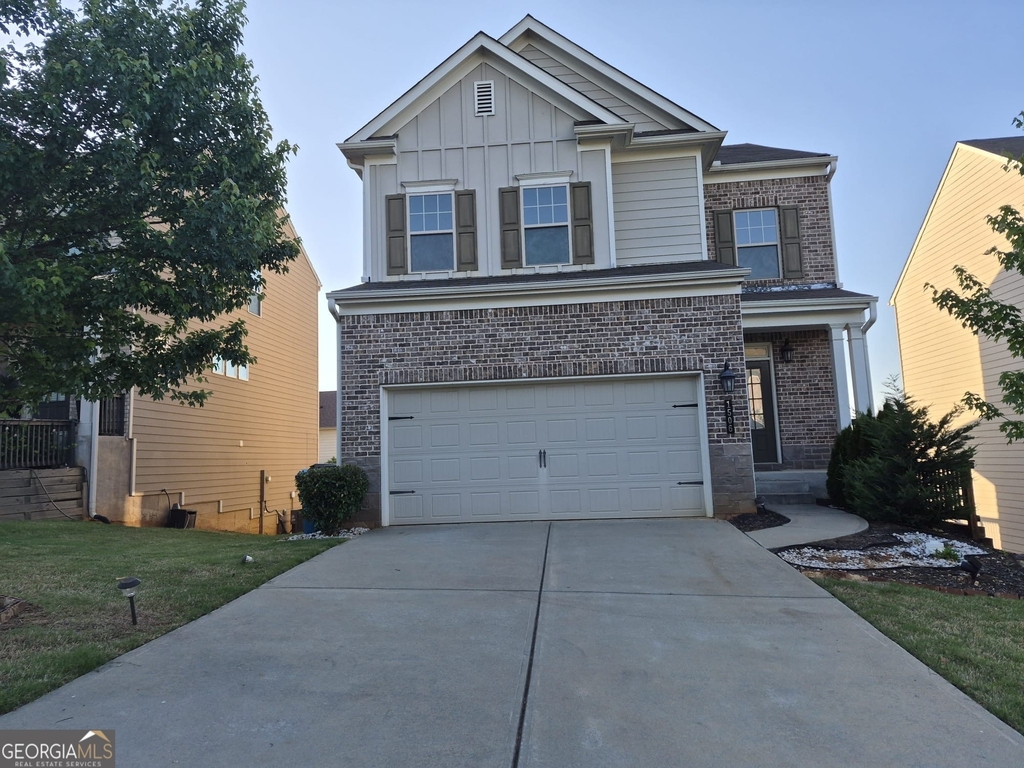 1506 Charcoal Ives Road - Photo 0