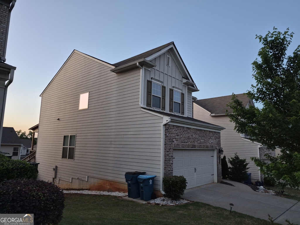 1506 Charcoal Ives Road - Photo 2