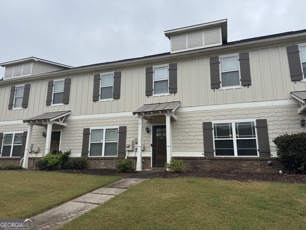 255 Oconee River Circle - Photo 1