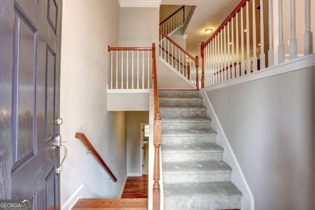 12820 Doe Drive - Photo 4