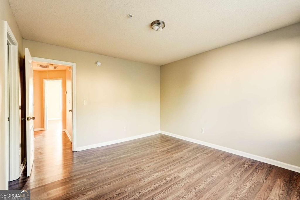 2837 Laurel Ridge Circle - Photo 8