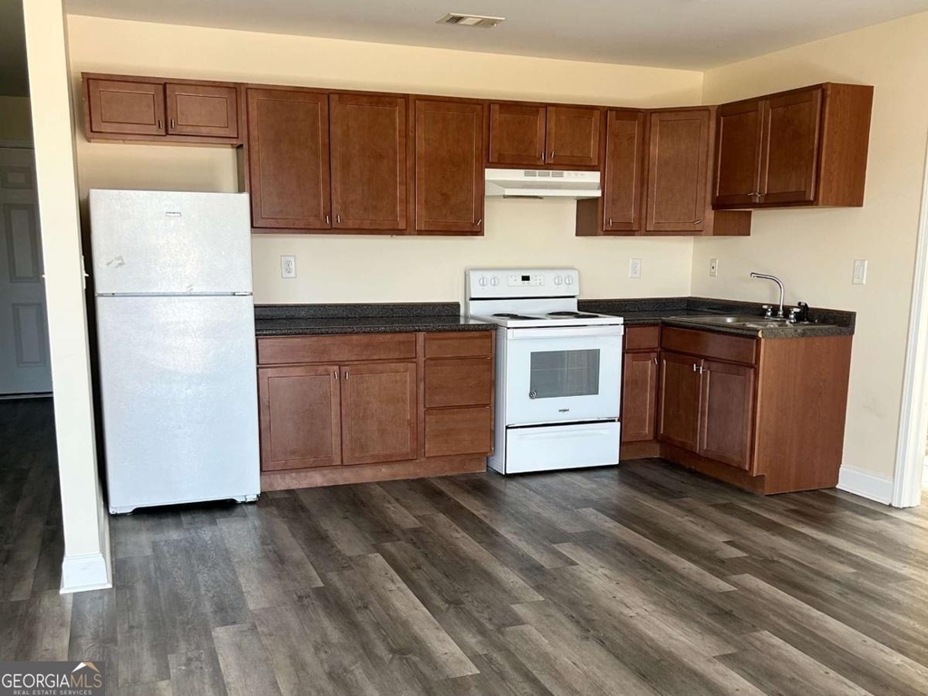133 Ronald Pride Boulevard - Photo 2