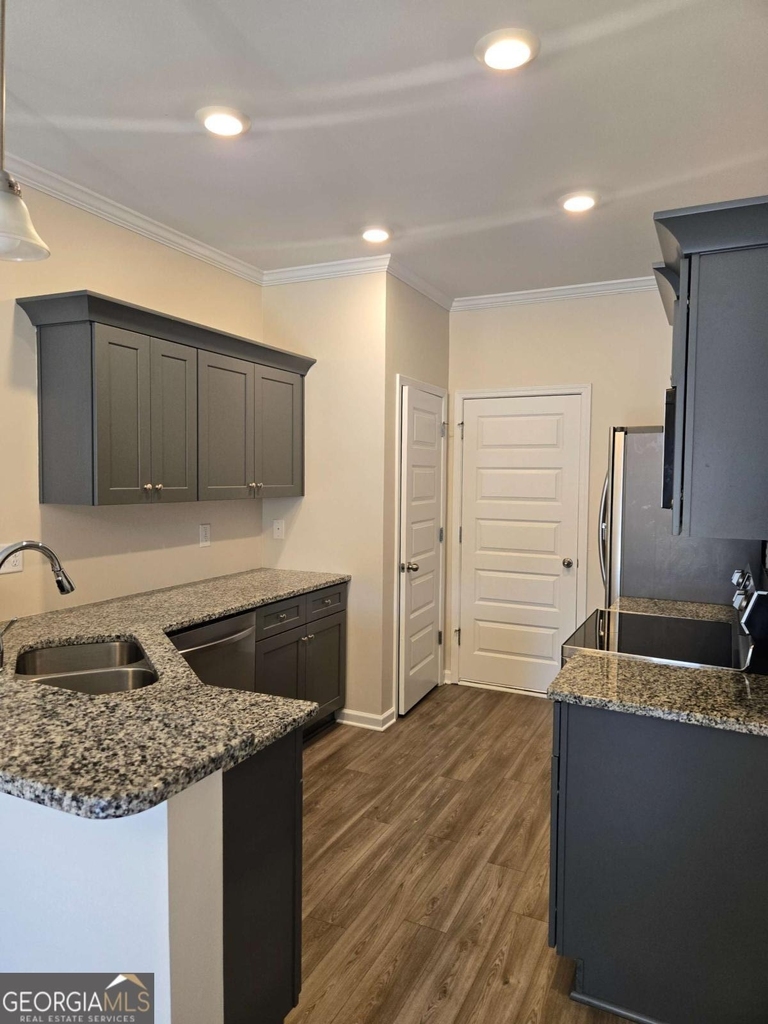 326 Melody Lane - Photo 4