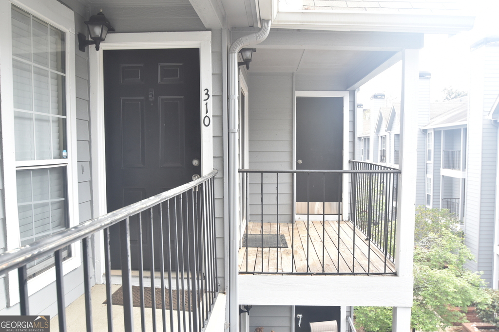 310 Granville Court - Photo 2