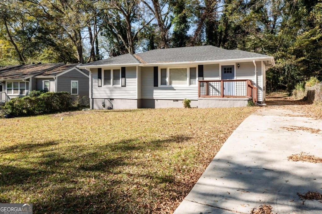 2153 Burroughs Avenue Se - Photo 1