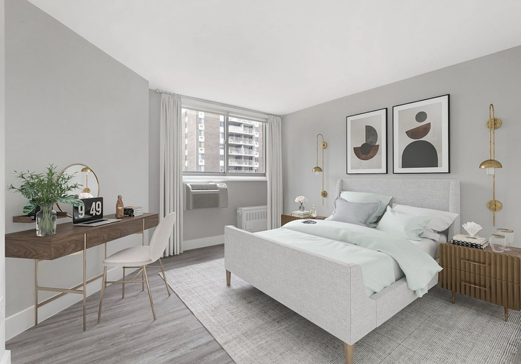 Second Avenue - Photo 4