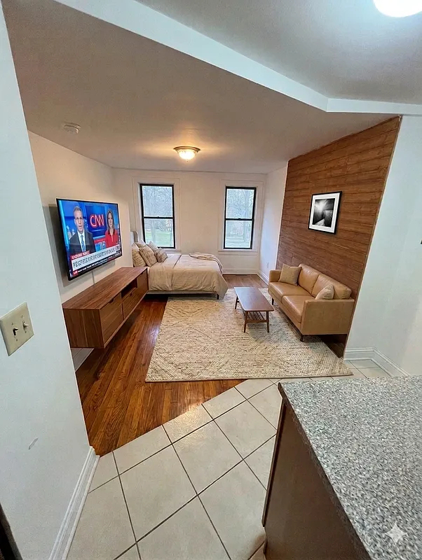 200 Allen Street - Photo 0