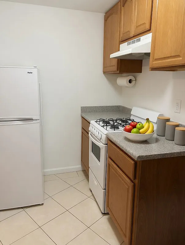 200 Allen Street - Photo 1