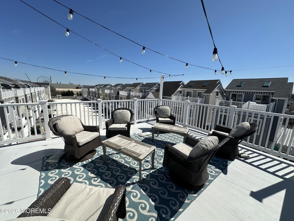 235 Sherman Avenue - Photo 2