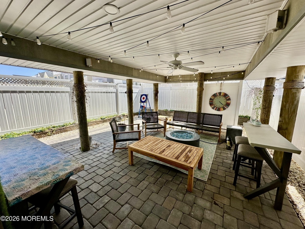 235 Sherman Avenue - Photo 3
