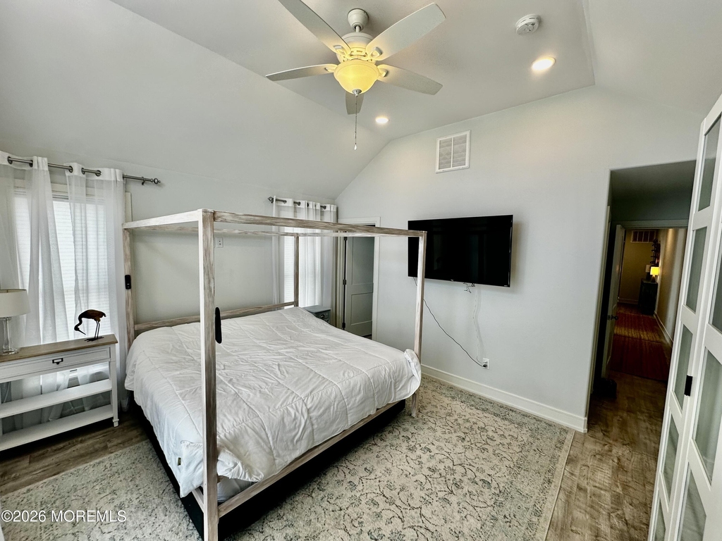 235 Sherman Avenue - Photo 12