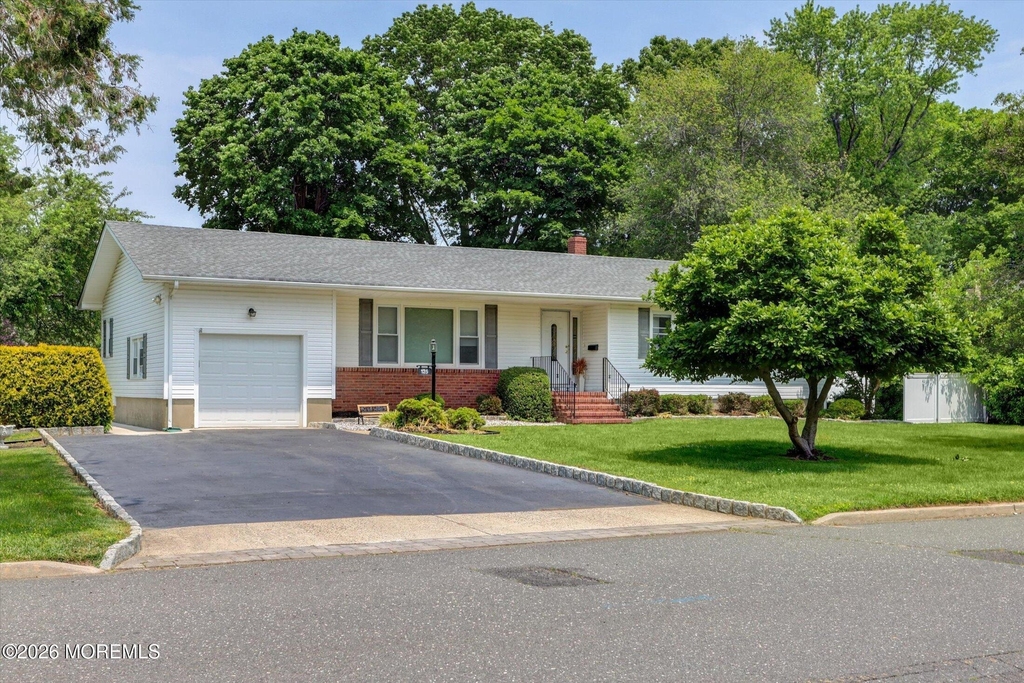 125 Beechwood Avenue - Photo 3