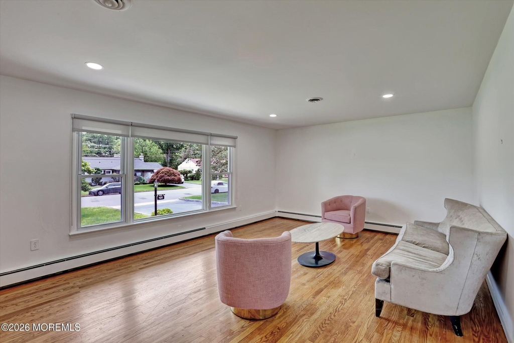 125 Beechwood Avenue - Photo 9