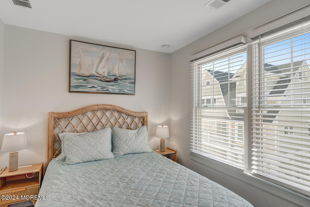 19 Cummins Street - Photo 22
