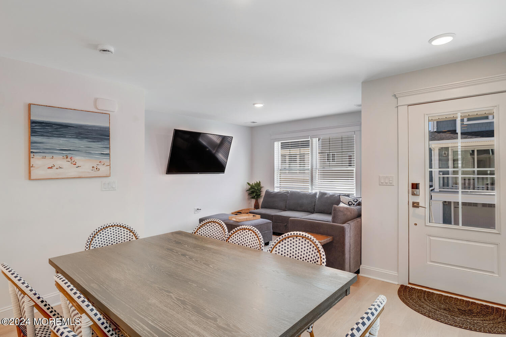 19 Cummins Street - Photo 8