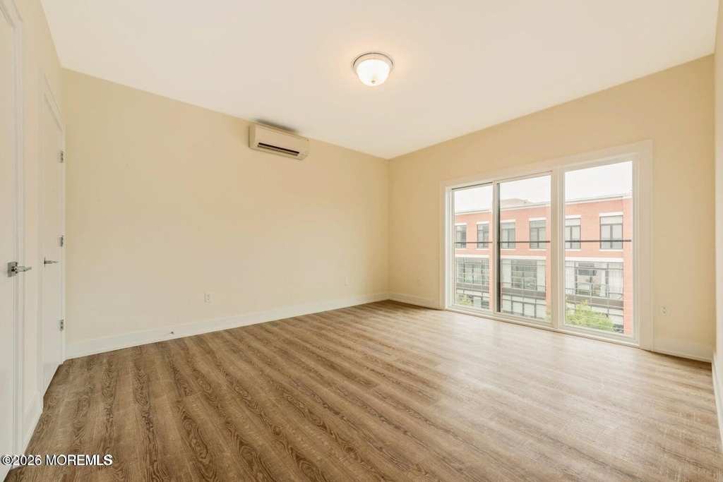 700 Bangs Avenue - Photo 4