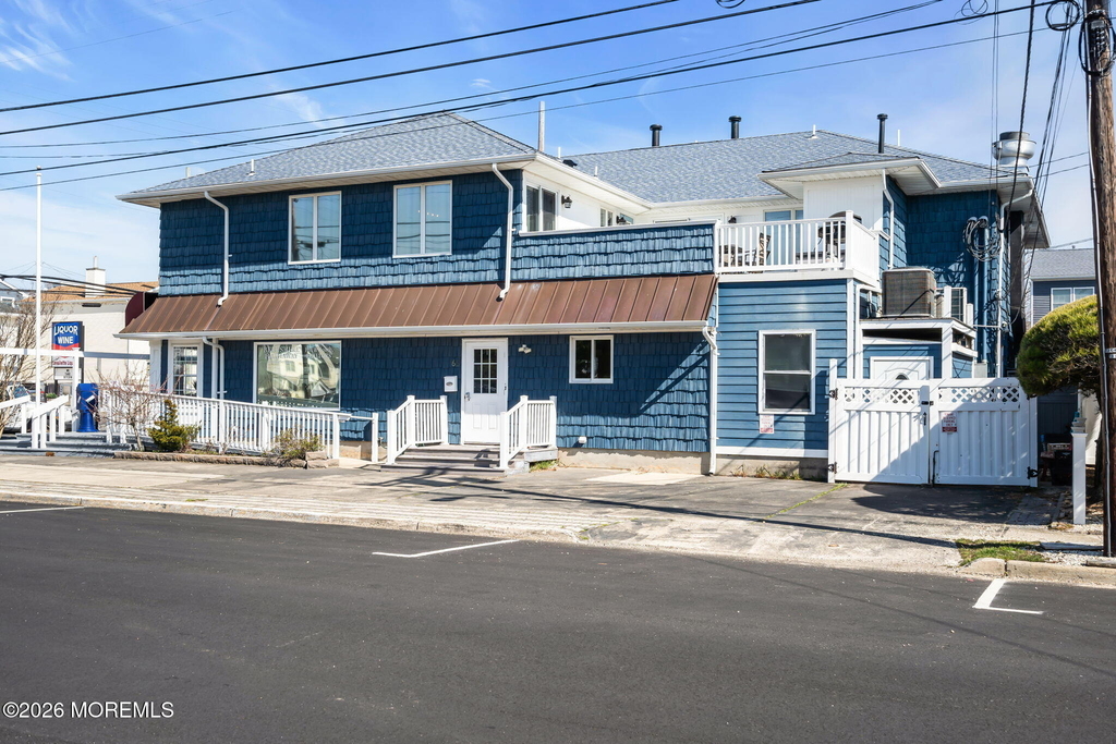 65 Grand Central Avenue - Photo 3