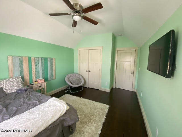 305 Newark Avenue - Photo 11