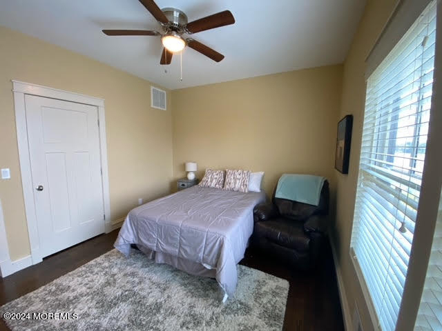 305 Newark Avenue - Photo 7