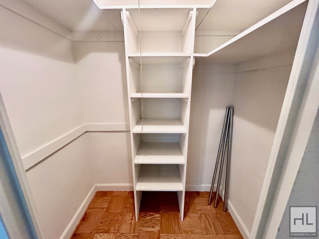 West 246th Street - Photo 8