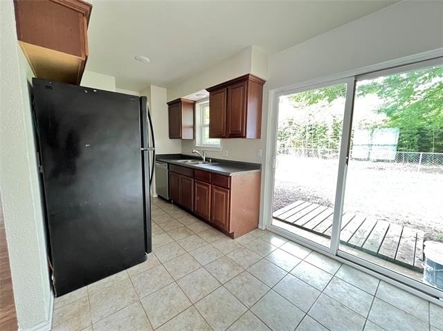 114 Southmanor Court - Photo 3