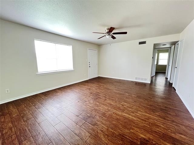 114 Southmanor Court - Photo 1